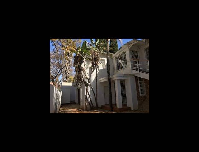 6 BEDROOM HOUSE FOR SALE IN KENSINGTON